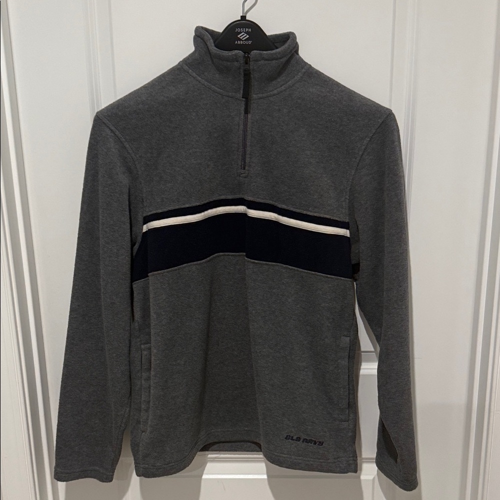Old Navy Men's Charcoal and Black Zip-Up Sweater